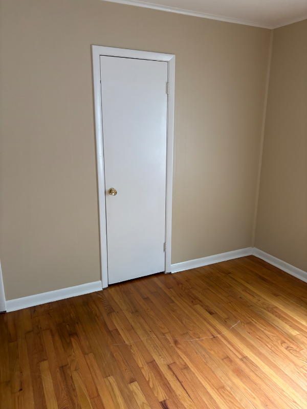 2837 Meade Ave - Photo 5 of 10