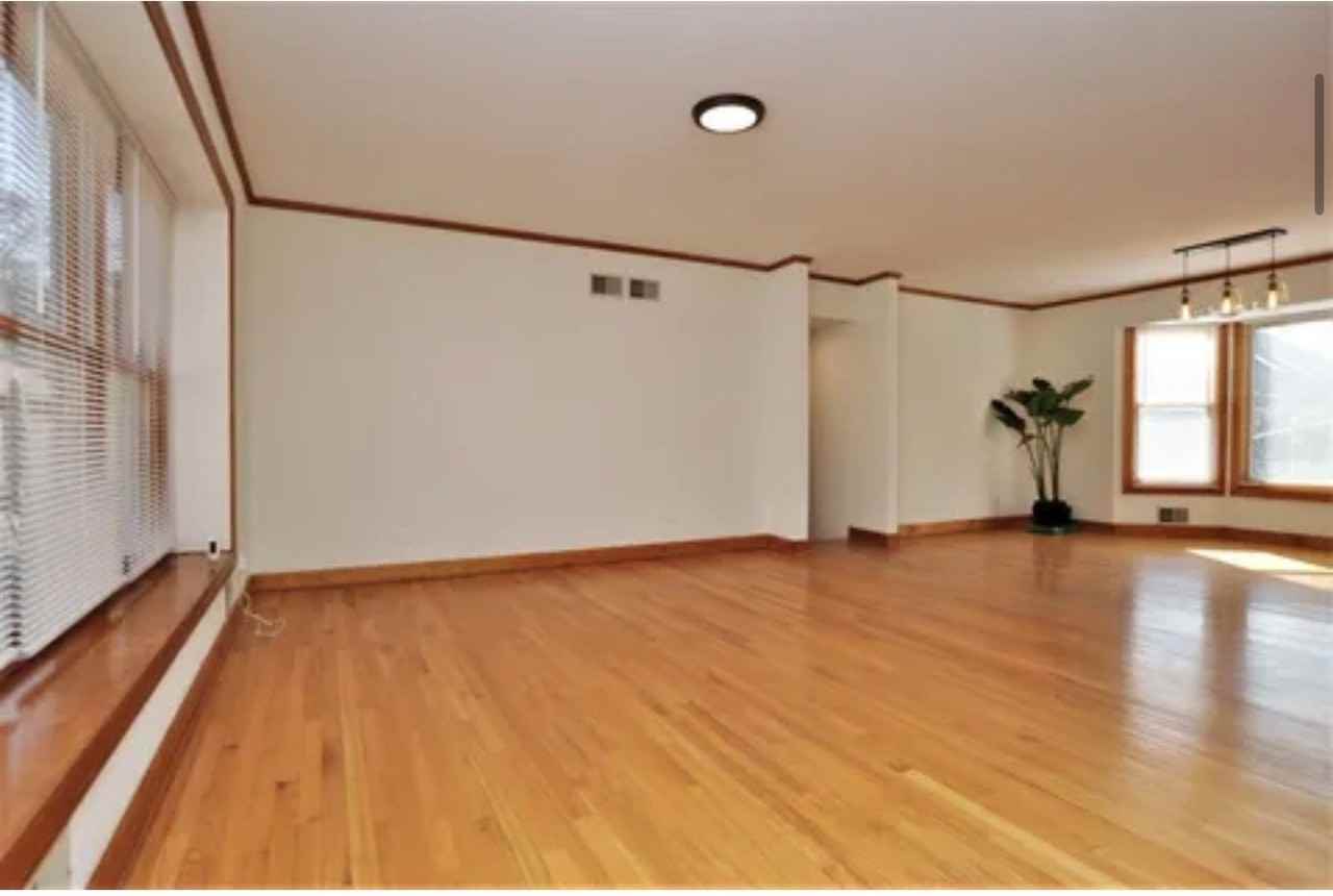 6815 N Lowell Ave - Photo 7 of 31