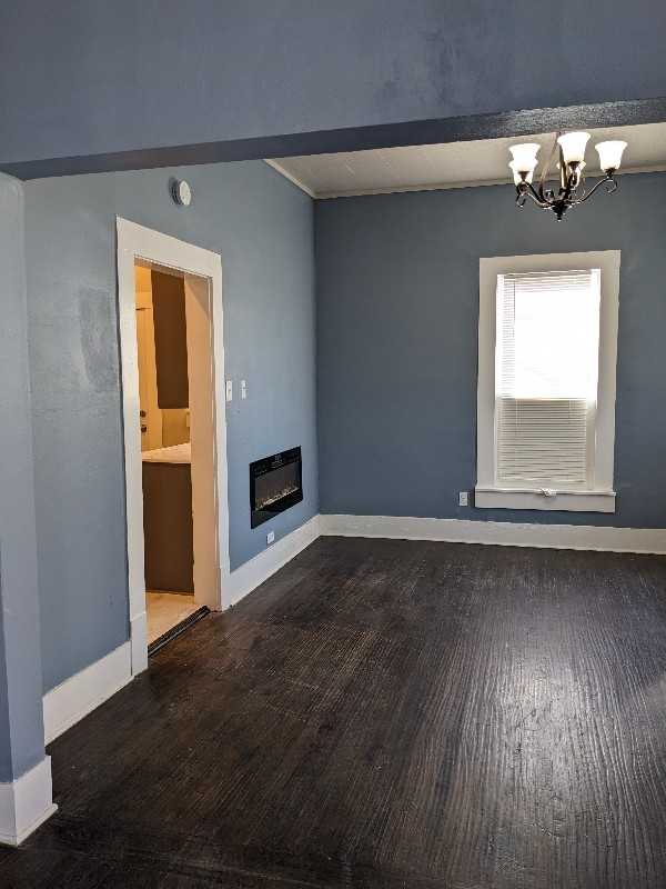 534 E Sycamore St - Photo 3 of 20