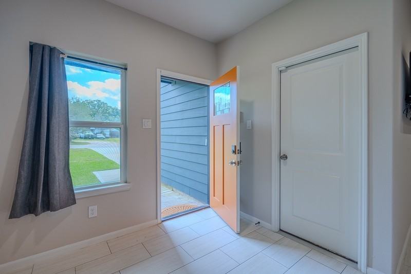 110 Turner St #A - Photo 5 of 40