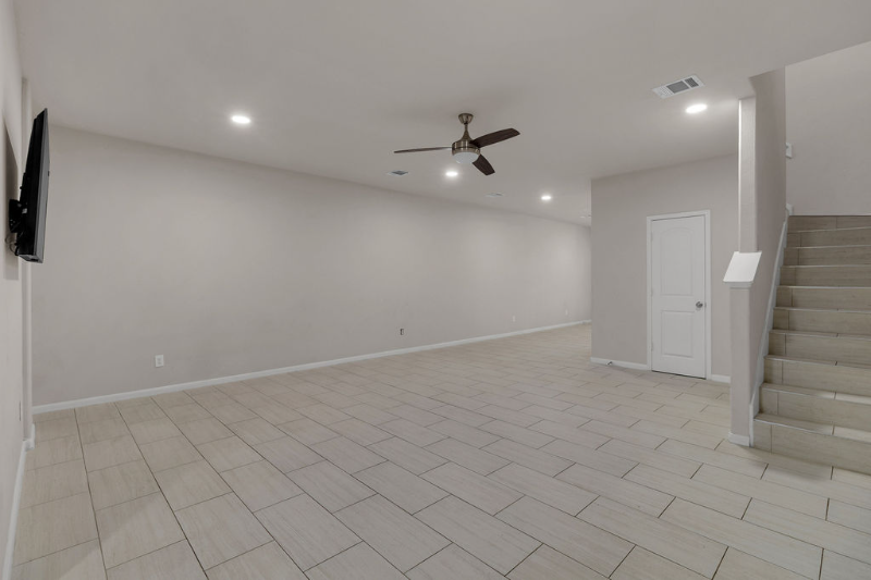 110 Turner St #A - Photo 6 of 40
