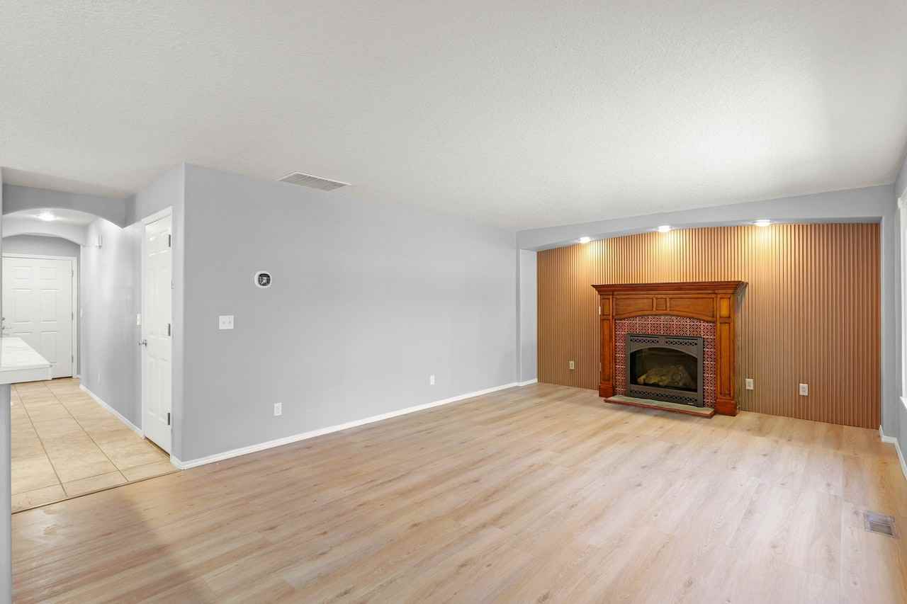 793 Ne 61st Ct - Photo 3 of 23