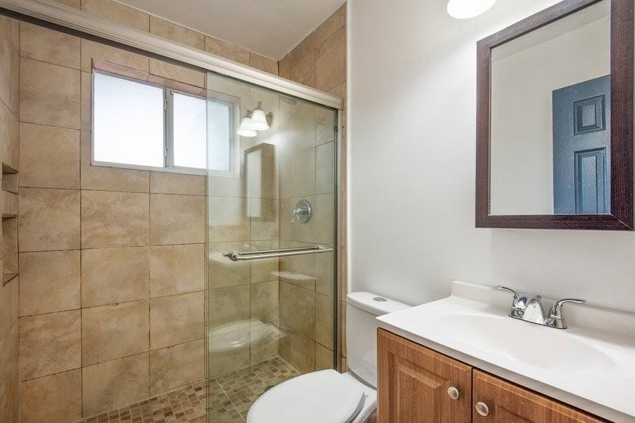 3101 N 66th Ave #1 - Photo 7 of 10