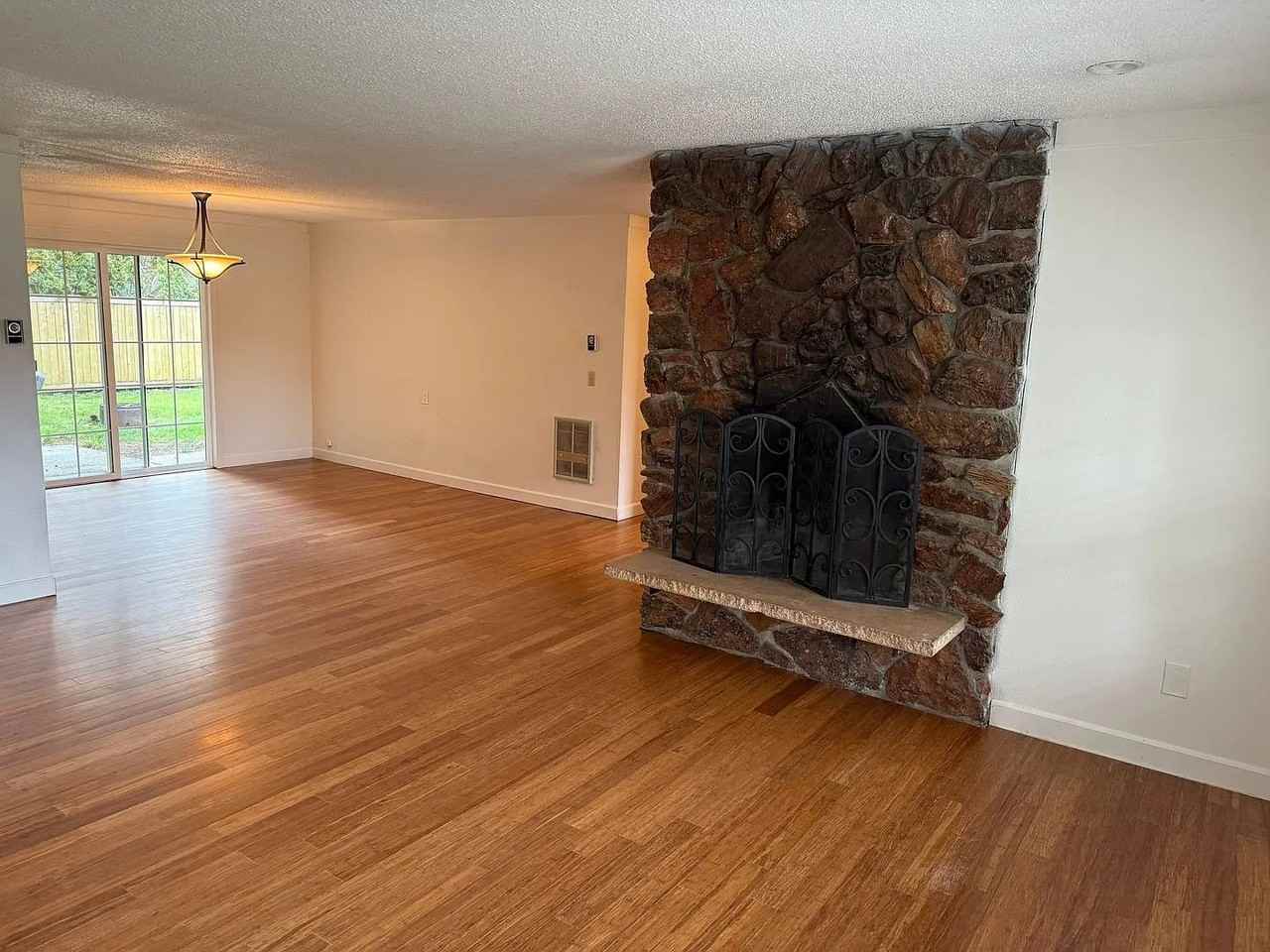 9701 Se 7th St - Photo 5 of 16