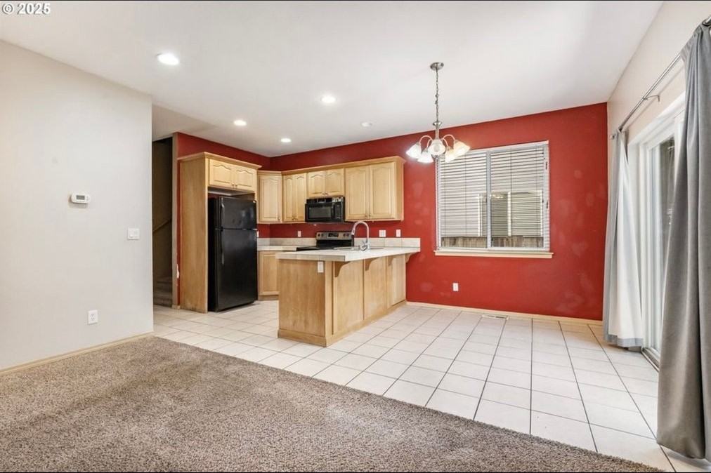 2833 Ne Stapleton Rd - Photo 6 of 20