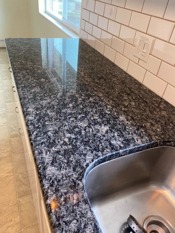 411 Es - Photo 5 of 16