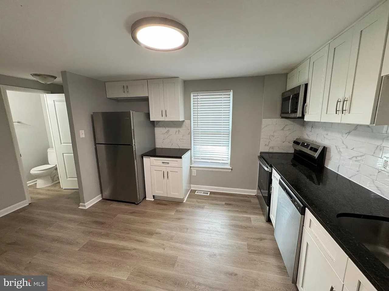 9226 Throgmorton Rd - Photo 5 of 23
