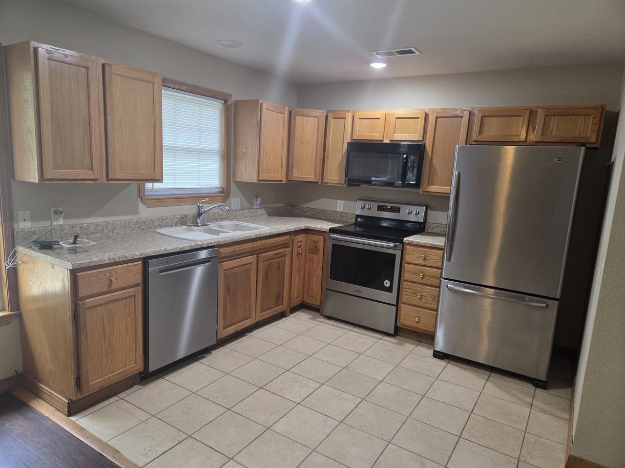 25667 Buckley Ln #B - Photo 2 of 9
