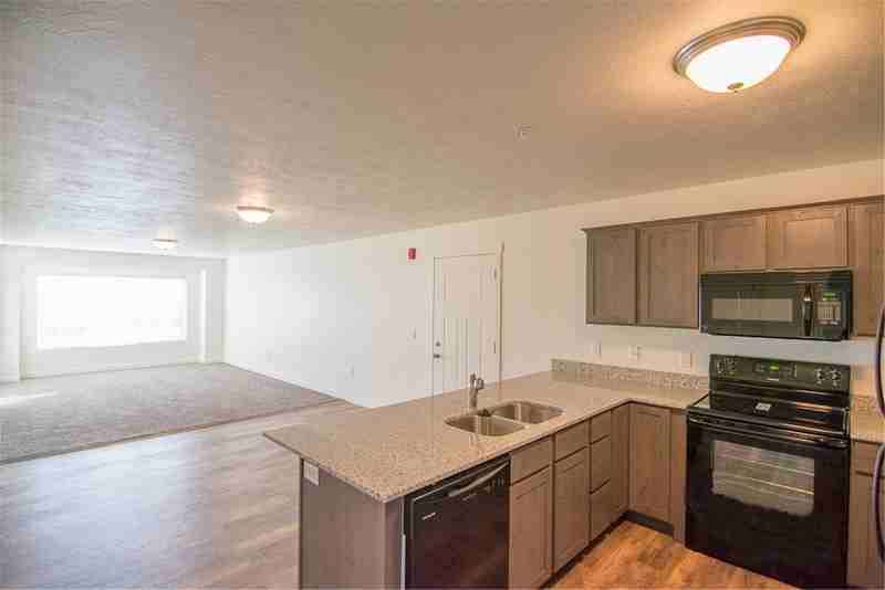 799 E St #1 - Photo 7 of 26
