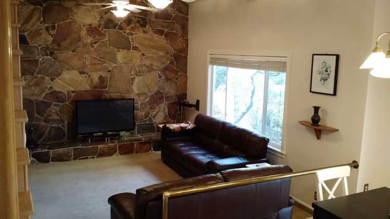 8134 S Scandia Ct - Photo 6 of 11