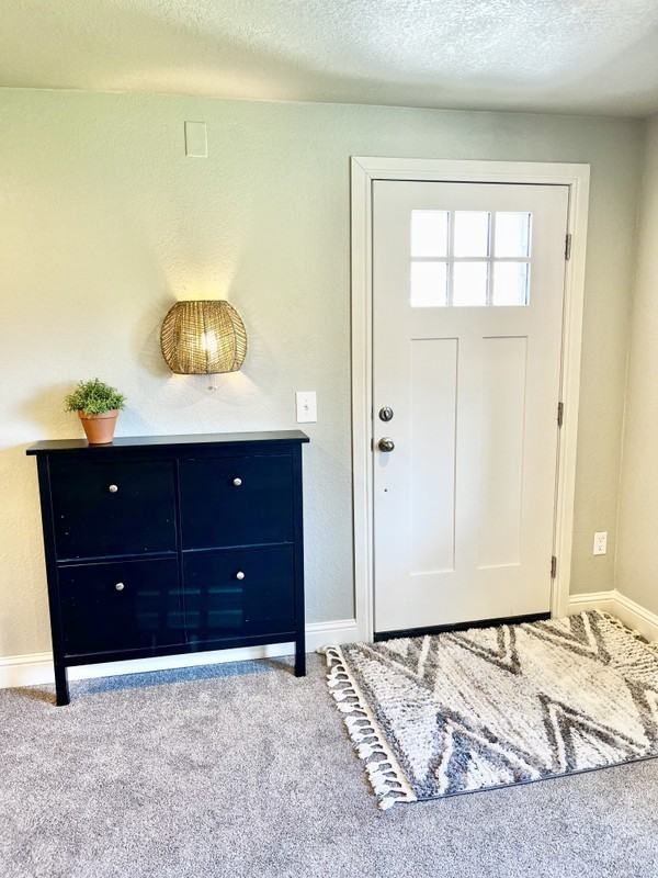 14547 S Broomfield Dr - Photo 2 of 19