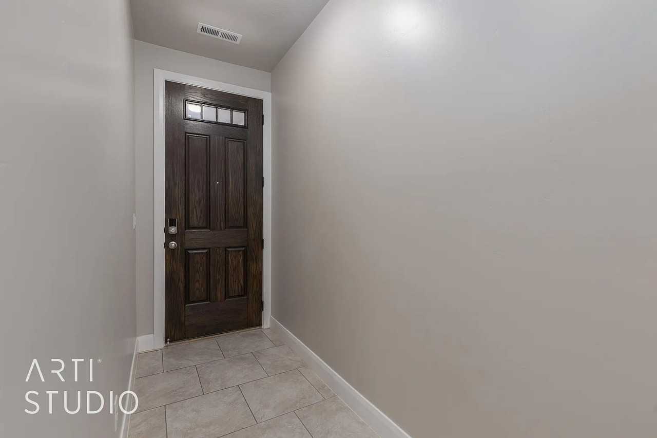 150 Northeast #60 - Photo 3 of 20