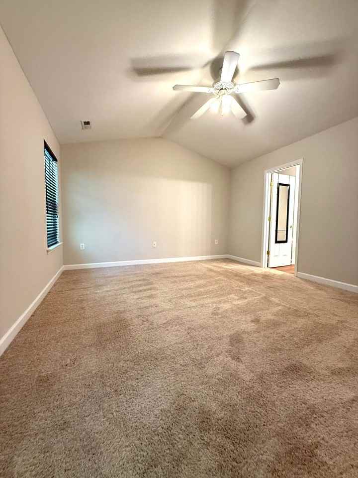 5915 Pisgah Way - Photo 6 of 19