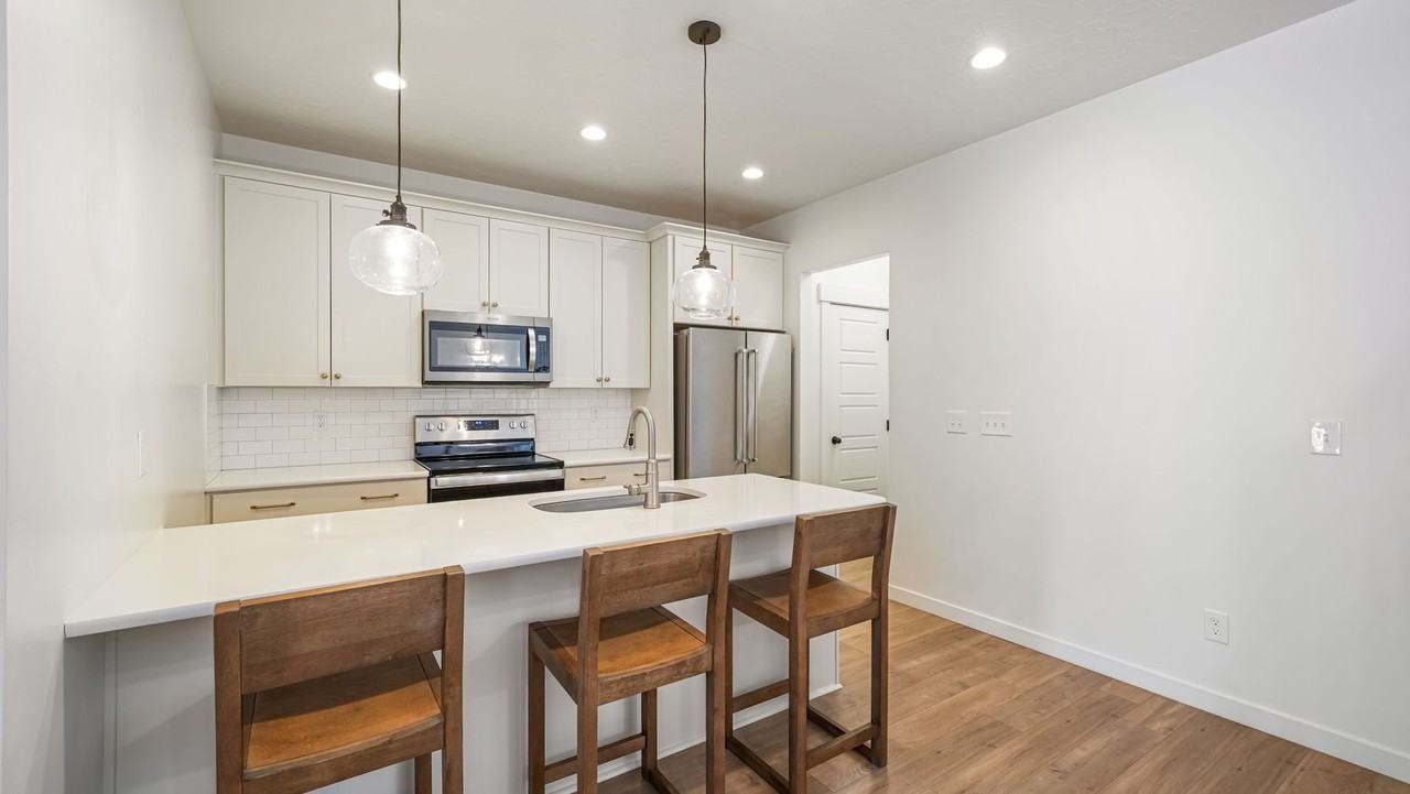 5105 N Marble Fox Way - Photo 2 of 21