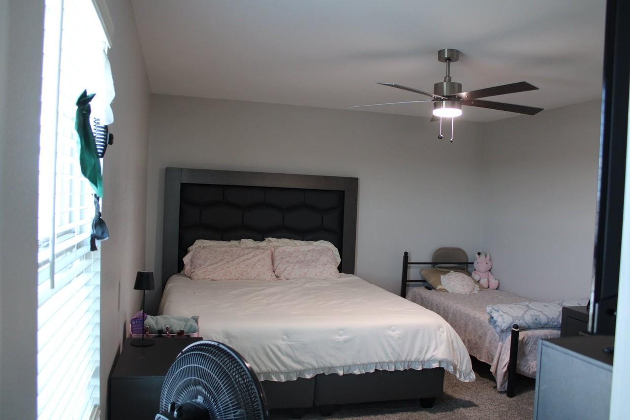 13909 Summer View Ave - Photo 7 of 23