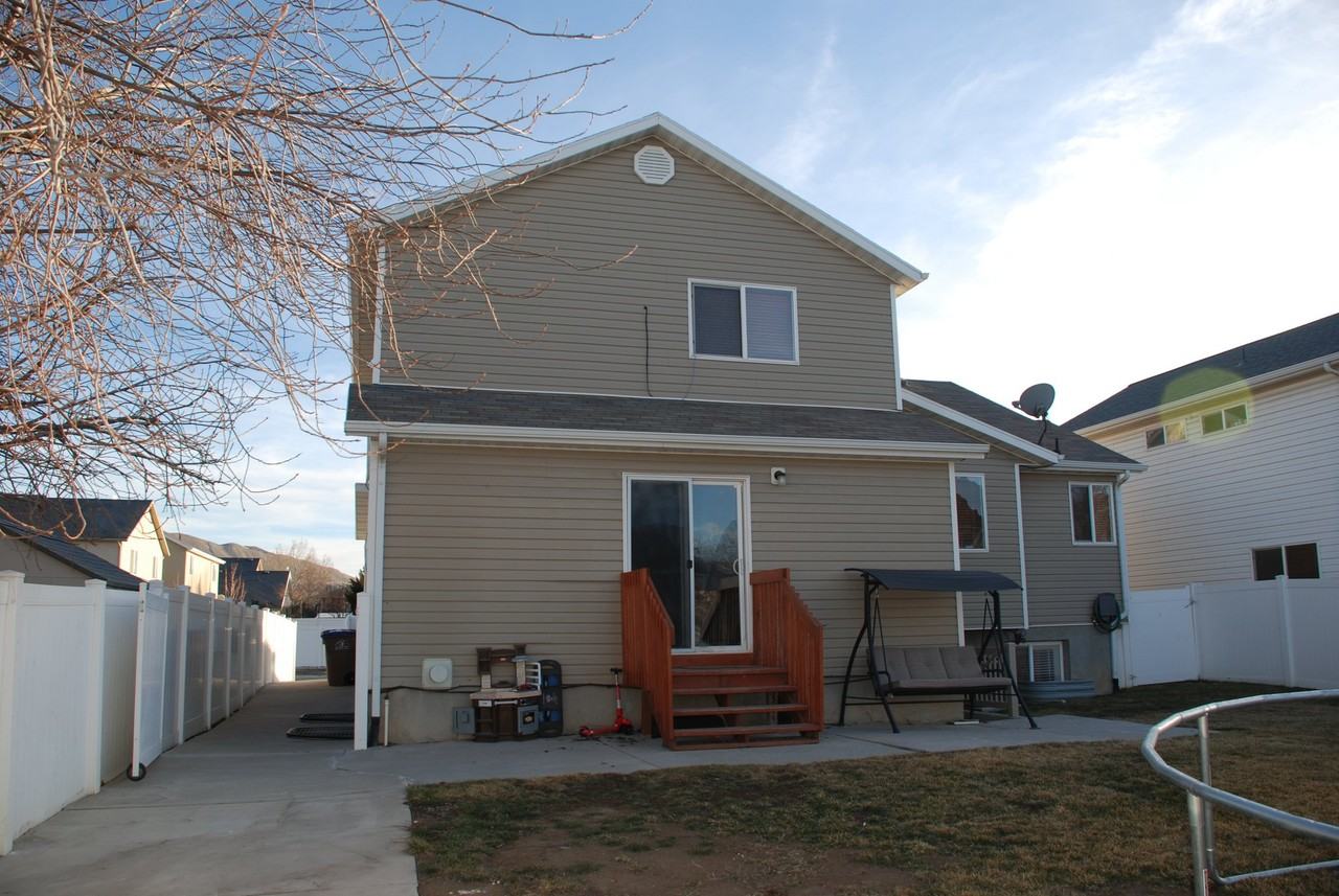 350 W Bricker Rd - Photo 3 of 14