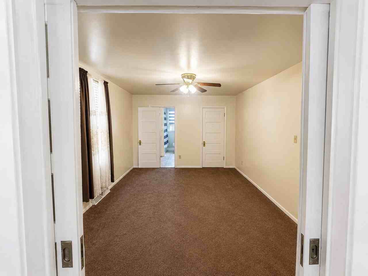 422 Franklin Ave #1 - Photo 5 of 11