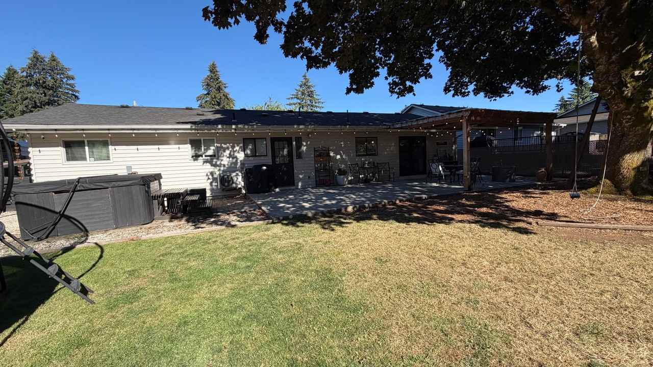 4710 Ne 129th Ave - Photo 4 of 20
