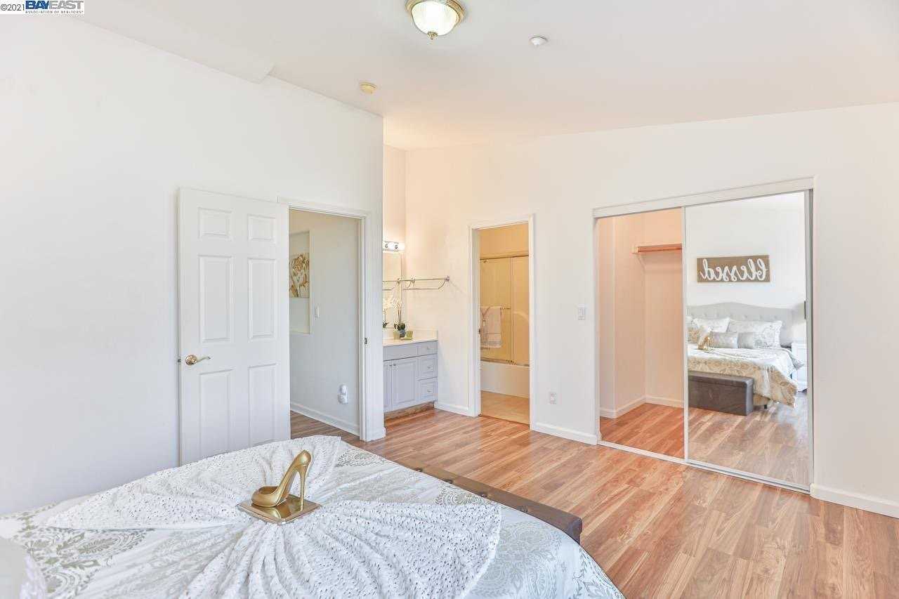 25131 Angelina Ln #8 - Photo 5 of 8