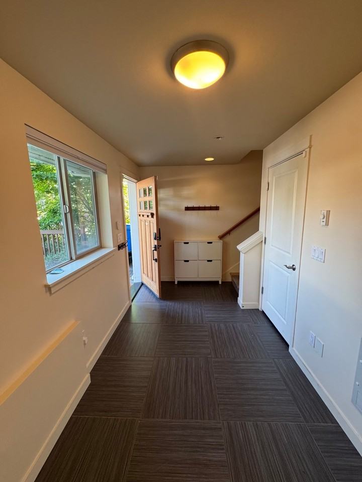 8505B 17th Ave Nw - Photo 2 of 20