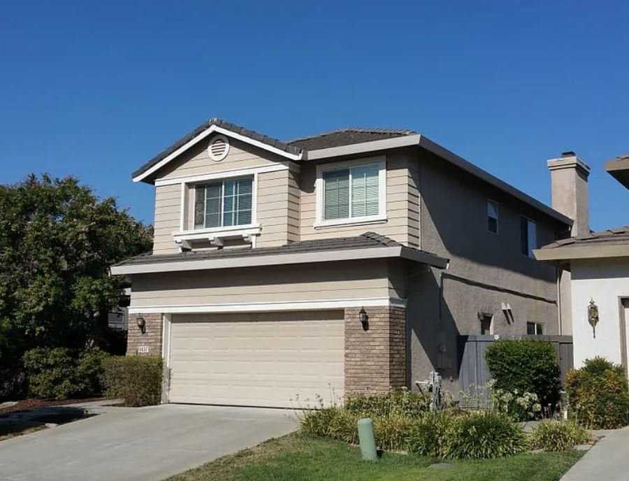 1437 Mayfield St - Photo 3 of 13