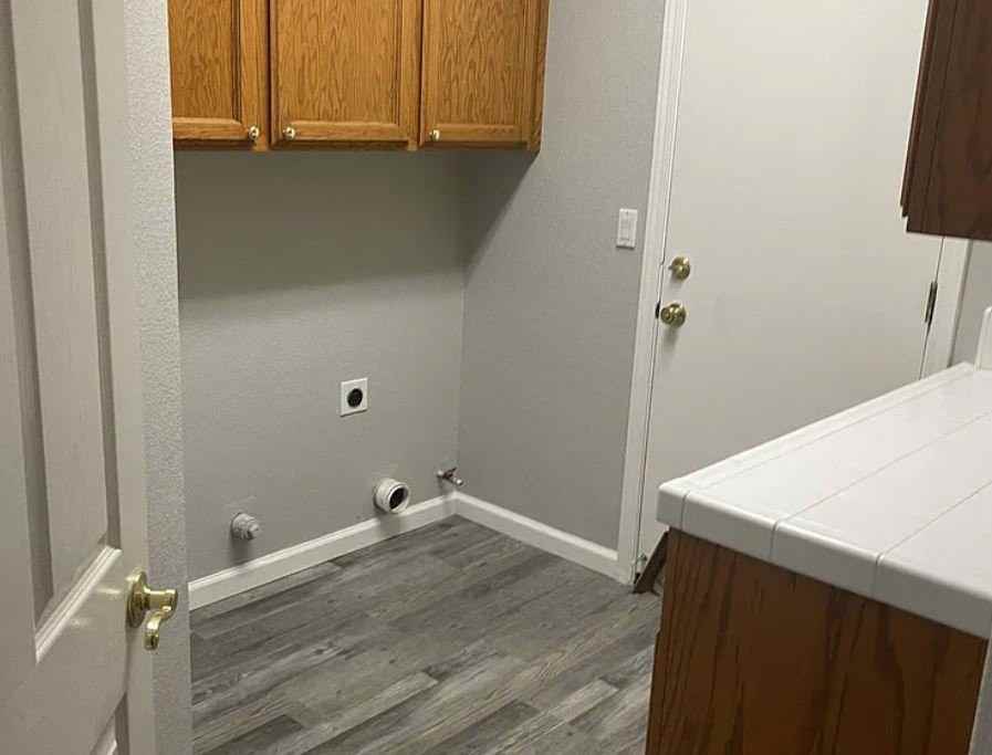 1437 Mayfield St - Photo 5 of 13