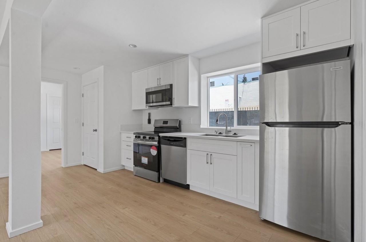 3118 3/4 W 109th St #3-4 - Photo 3 of 19
