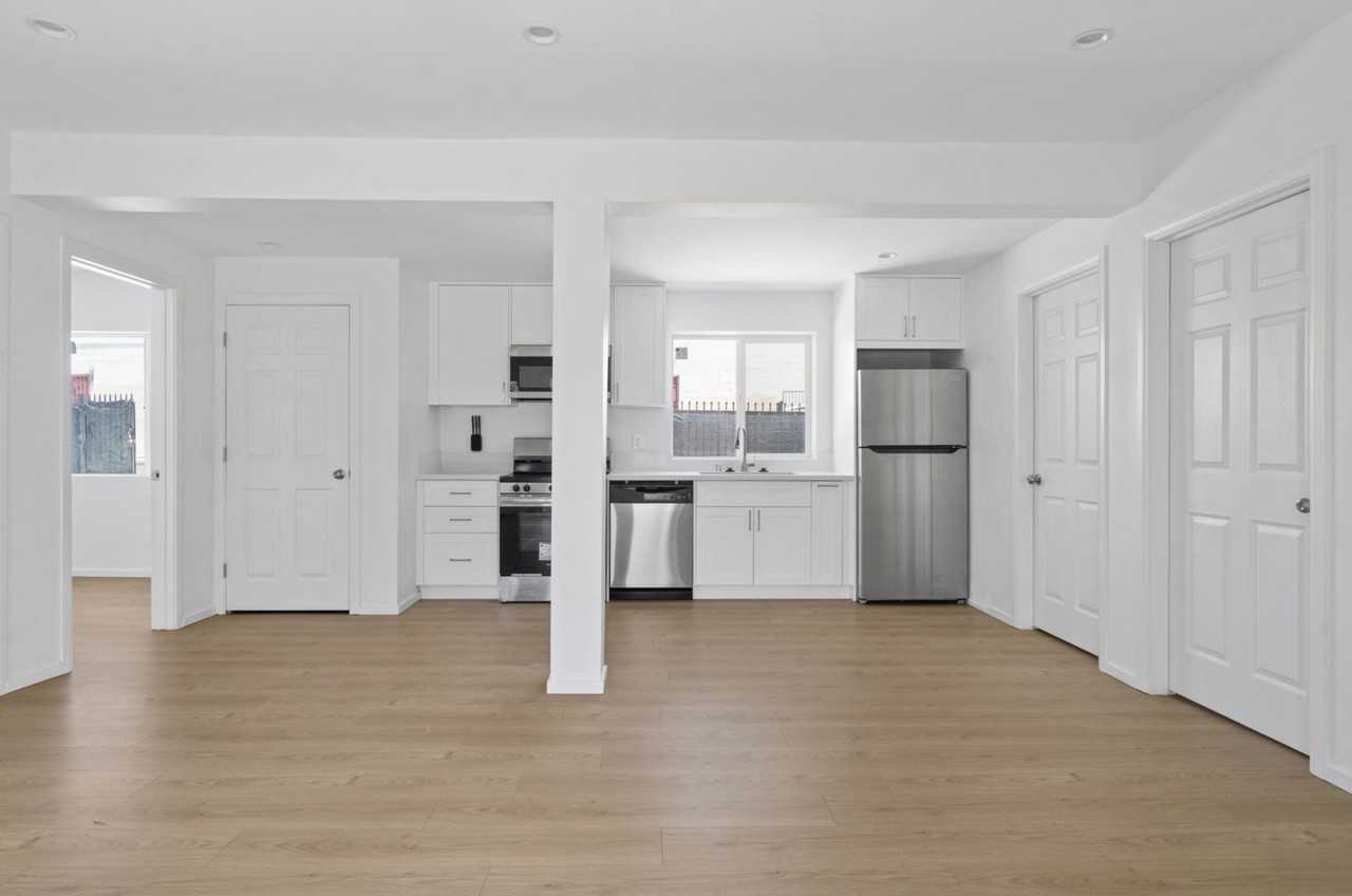 3118 3/4 W 109th St #3-4 - Photo 5 of 19