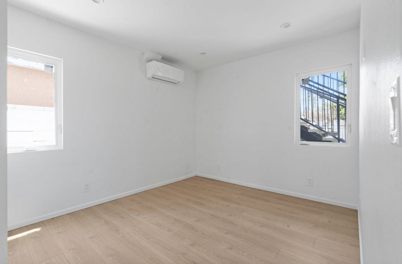 3118 3/4 W 109th St #3-4 - Photo 6 of 19