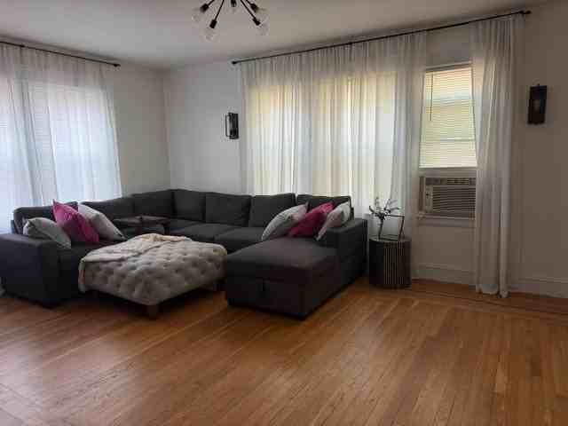 21 Stadden St #1 - Photo 4 of 8