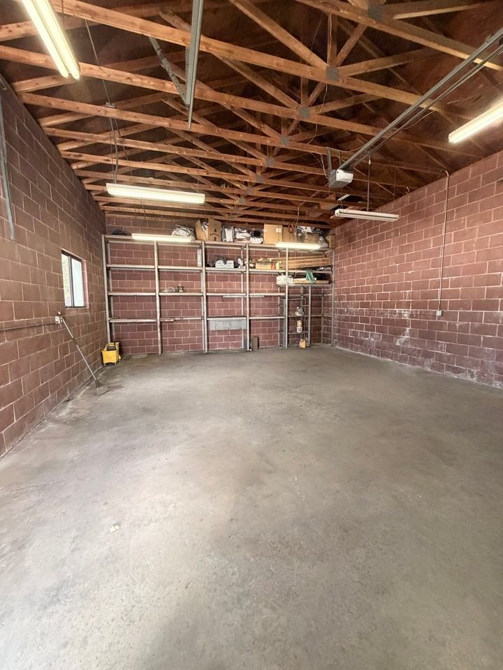 3795 W Moreland Cir - Photo 3 of 7