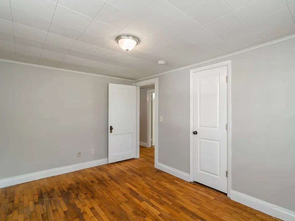 6006 Fayette Ln - Photo 5 of 15