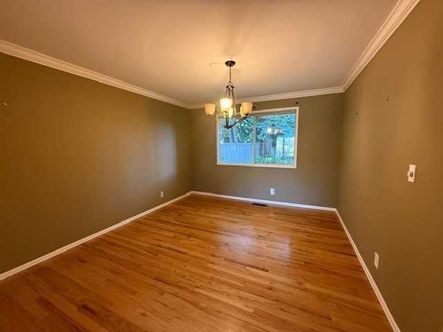 4927 Ne 23rd St - Photo 7 of 30