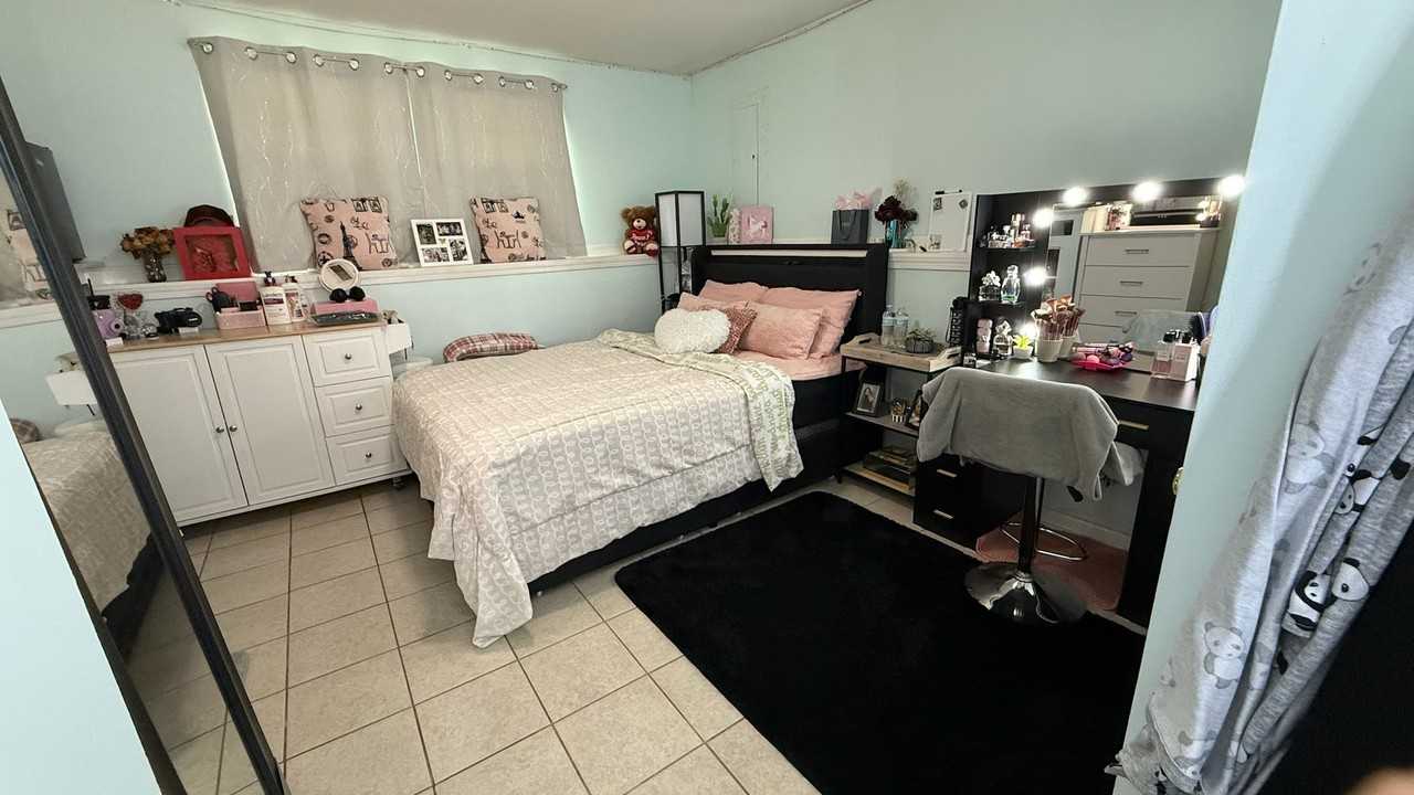 402 Navaho Dr - Photo 2 of 3