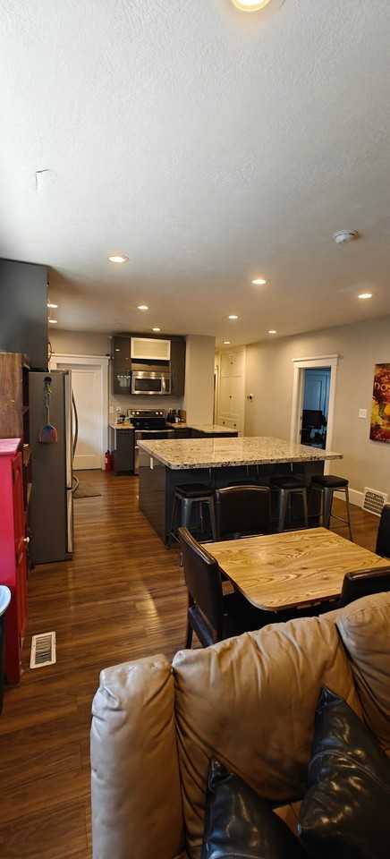 258 S University St #A - Photo 6 of 10
