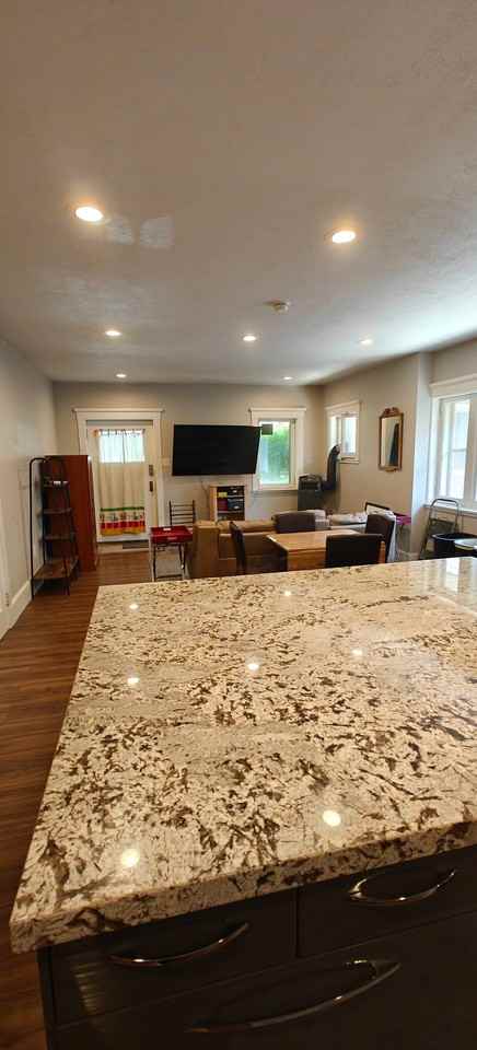 258 S University St #A - Photo 7 of 10