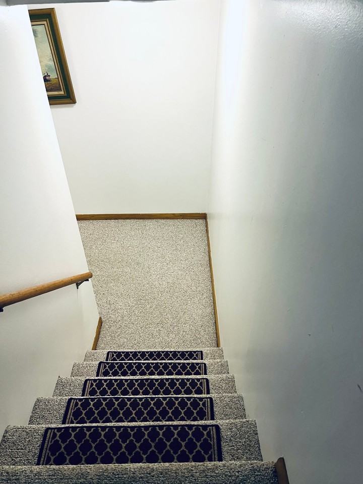1103 E Ardyce Ln - Photo 5 of 18