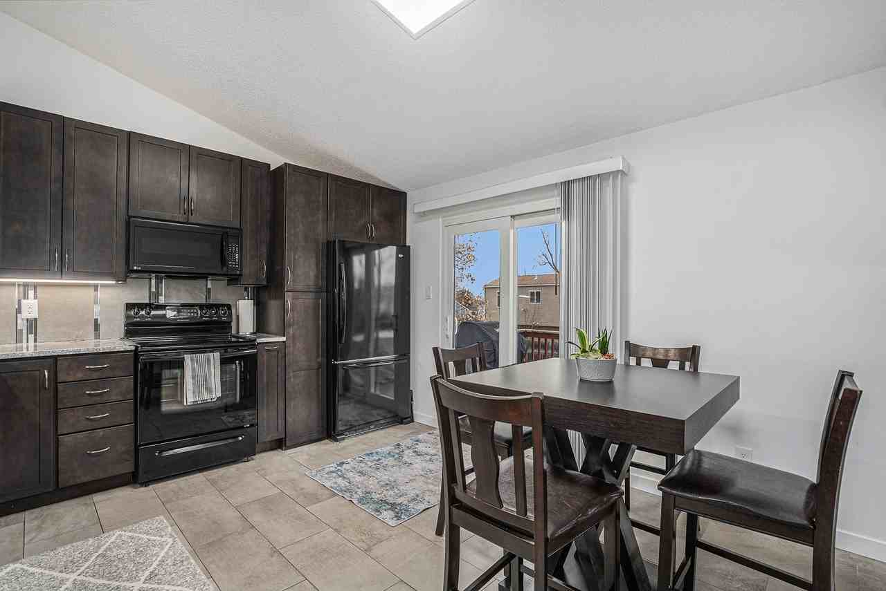12160 Birch St - Photo 5 of 17