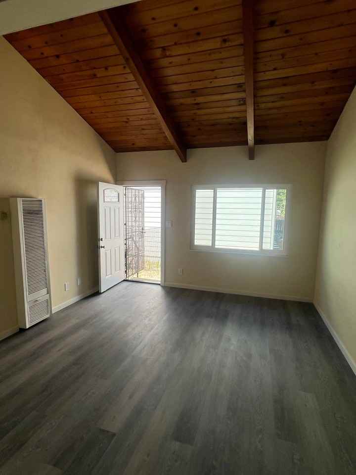 1550 4th St #1550 - Photo 3 of 5