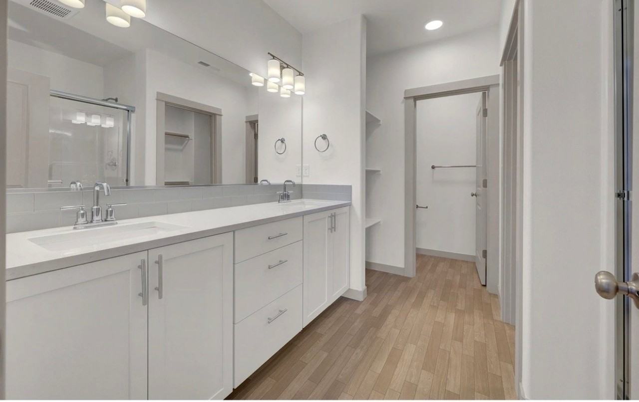 5645 Magnificence Way - Photo 2 of 8