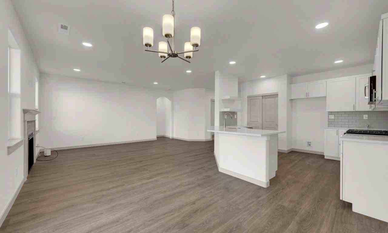 5645 Magnificence Way - Photo 5 of 8