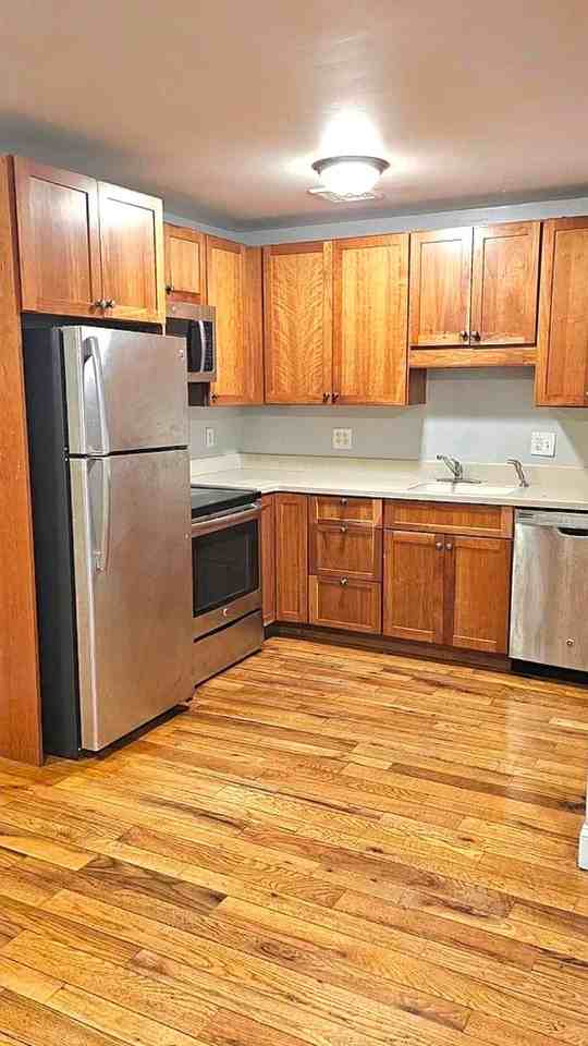 28 E Grand Ave #BB - Photo 3 of 14