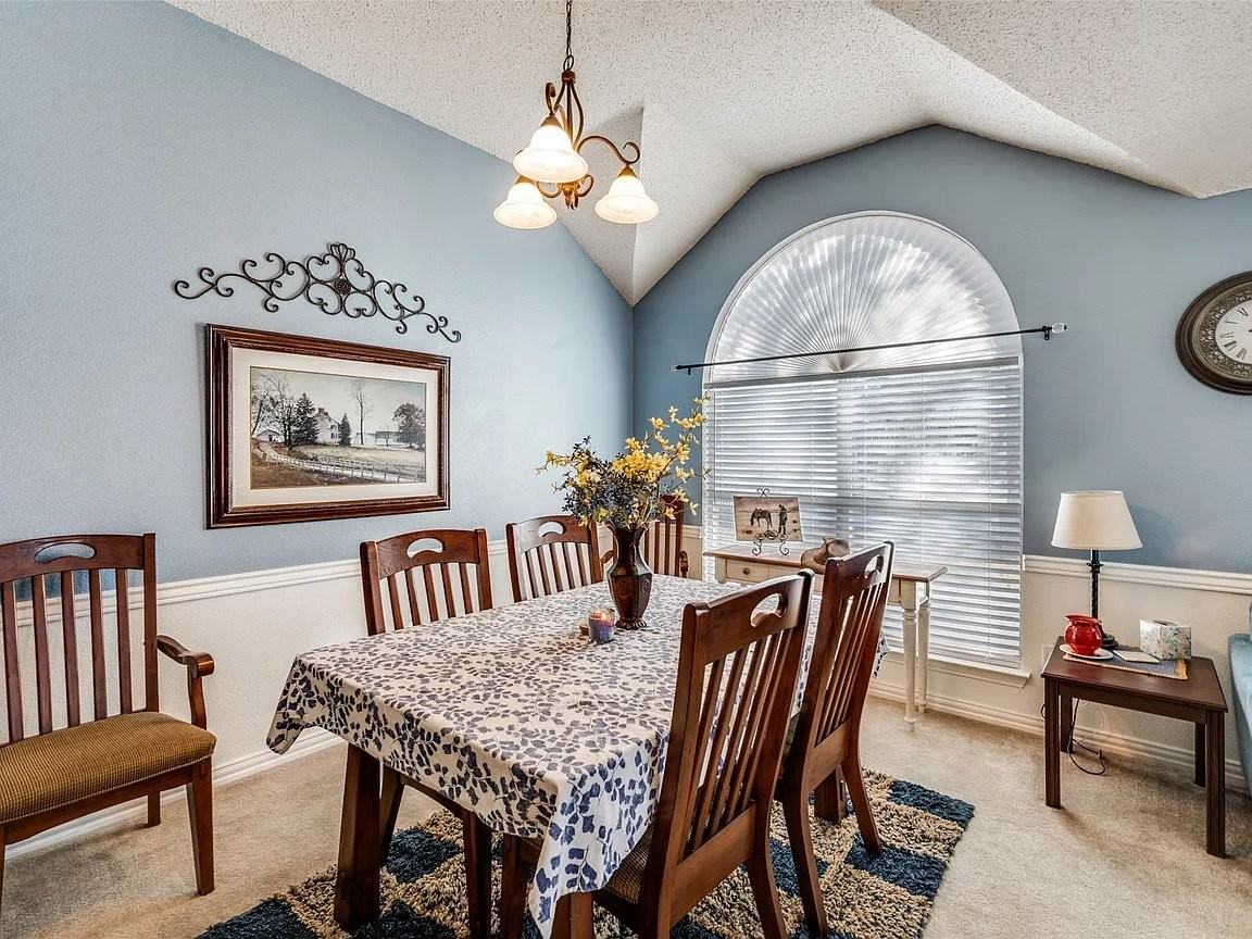 115 Dogwood Trl - Photo 3 of 10