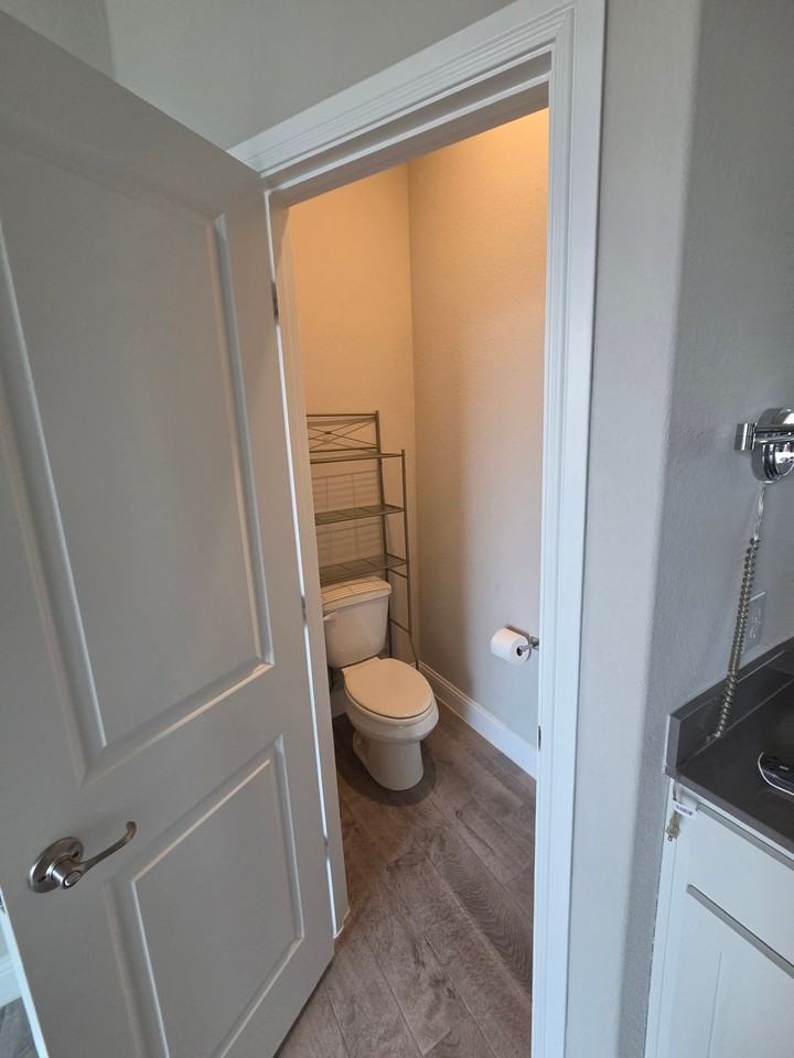 3448 Evergreen Way #1A - Photo 5 of 8