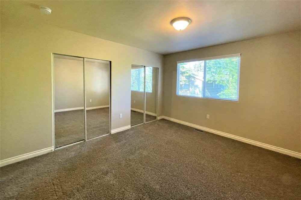 325 Lind Ave Sw #1 - Photo 7 of 7