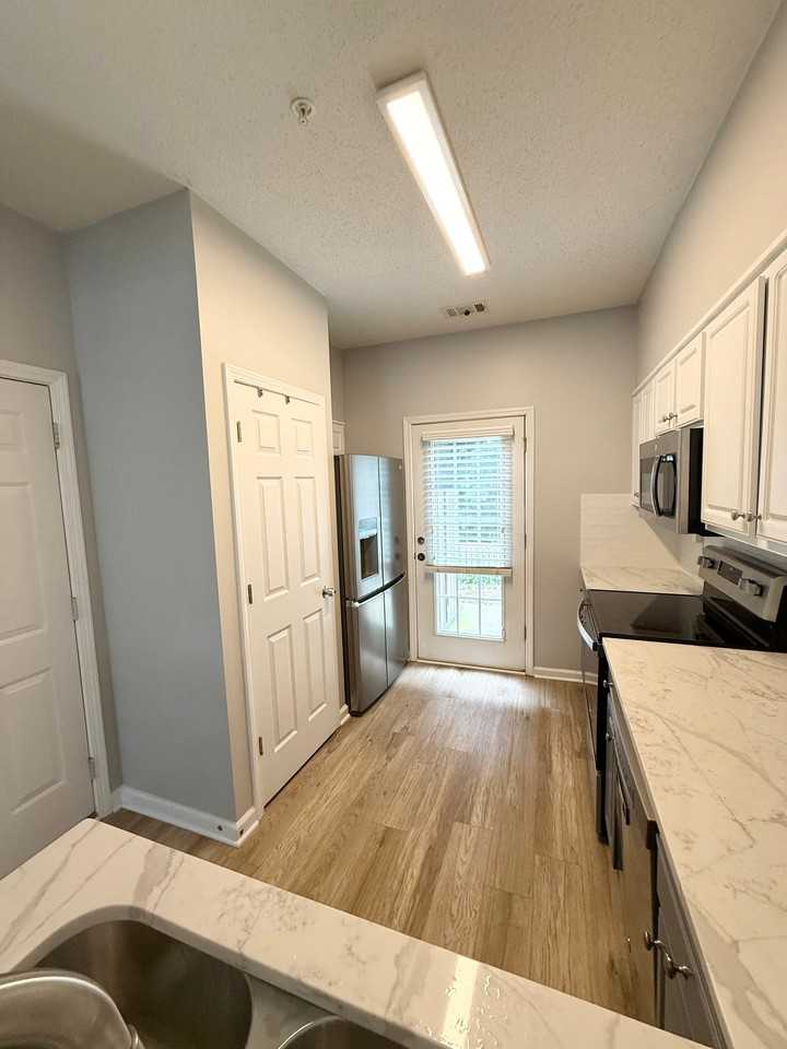 209 Riverstone Commons Cir - Photo 4 of 13