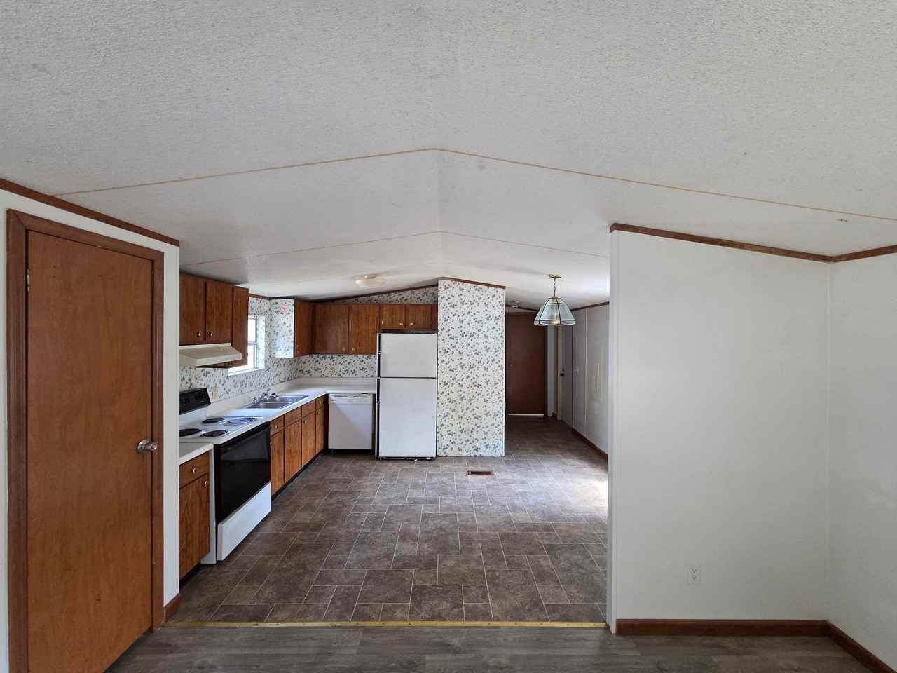 410 Brown St #23 - Photo 3 of 13