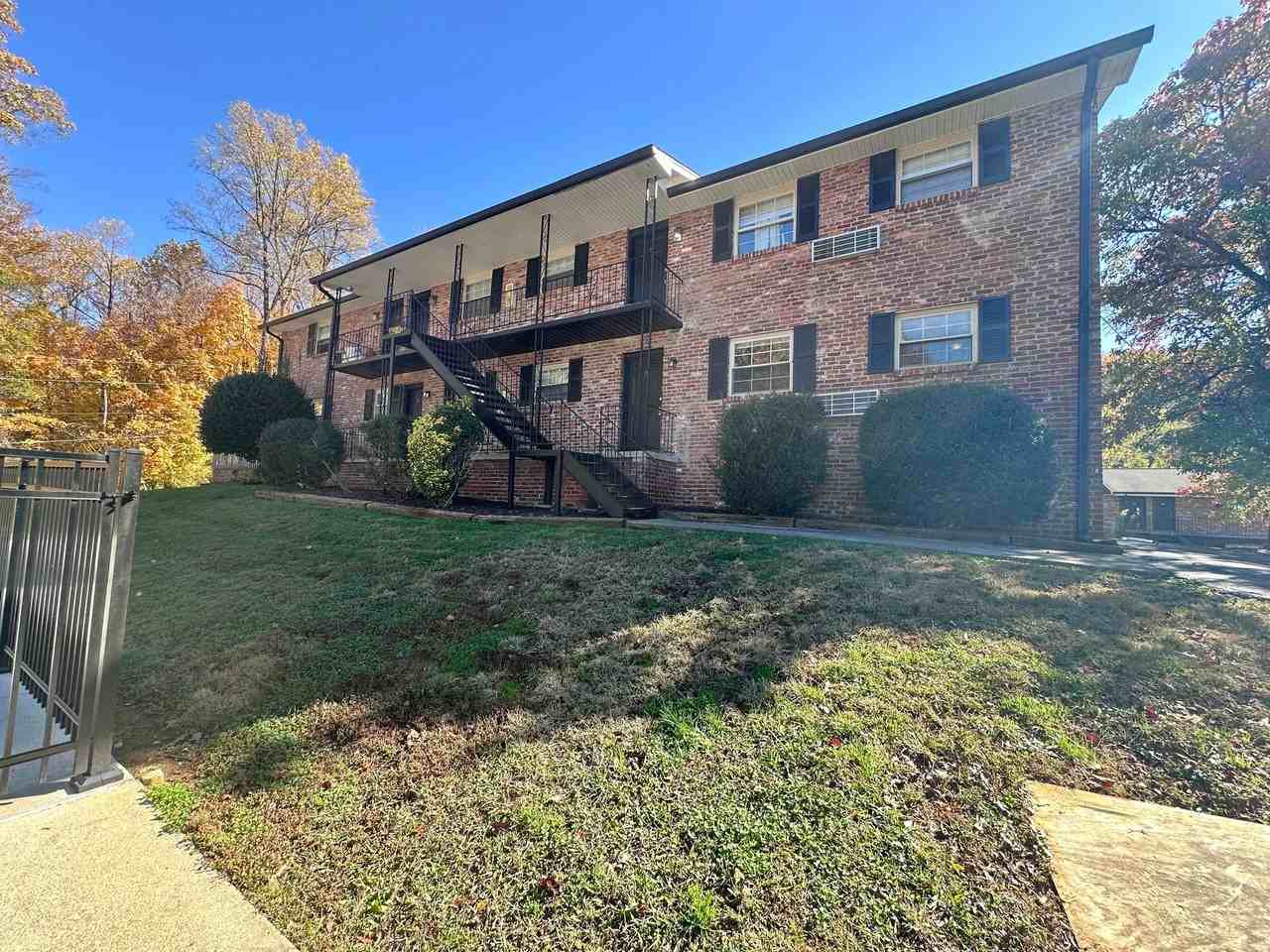 Hickory Hill Apartment Homes - Photo 6 of 21