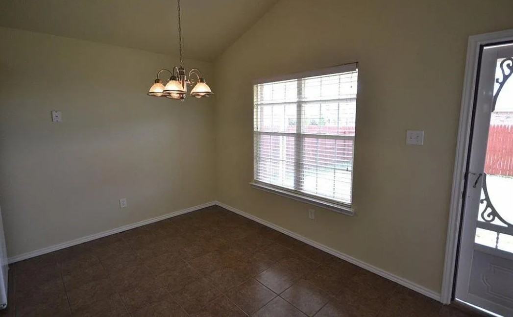 6527 93rd St #NA - Photo 6 of 17