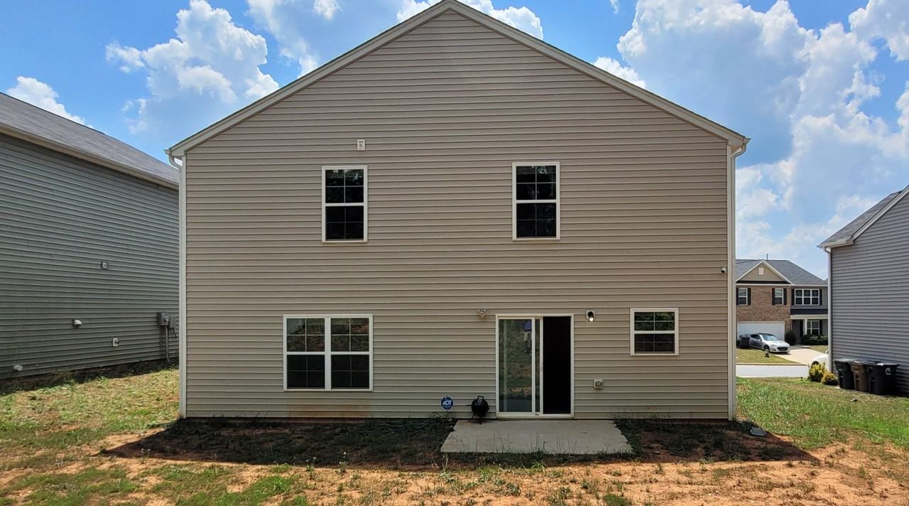 4712 Black Forest Dr #NA - Photo 6 of 7